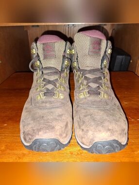 Timberland Waterproof Leather Hiking Boots Brown/Burgundy Size 9W​